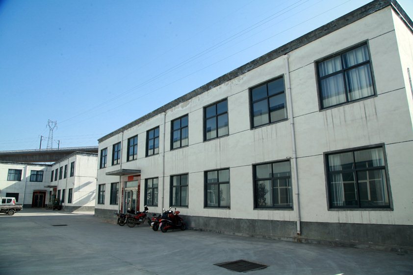 方銳機械廠區一角